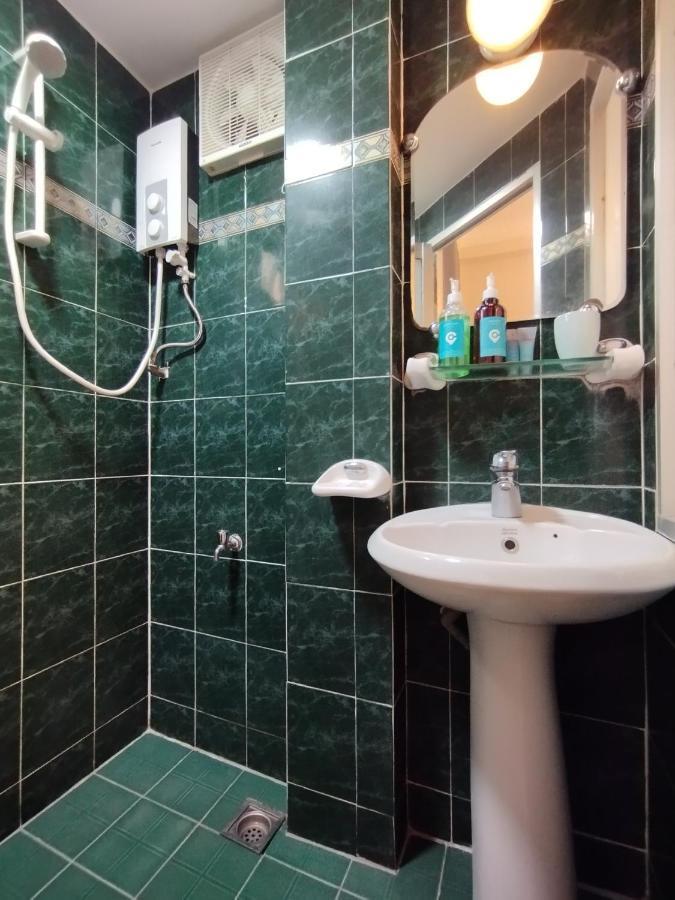 Cozrum Homes Delightful Corner Homestay